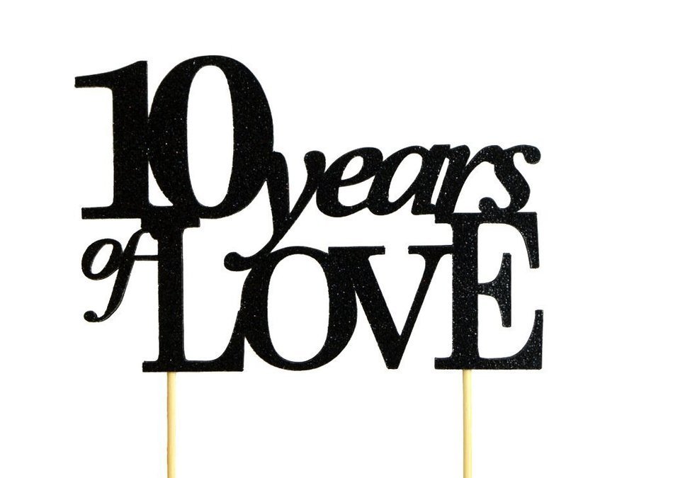 Black 10 Years of Love Cake Topper N2