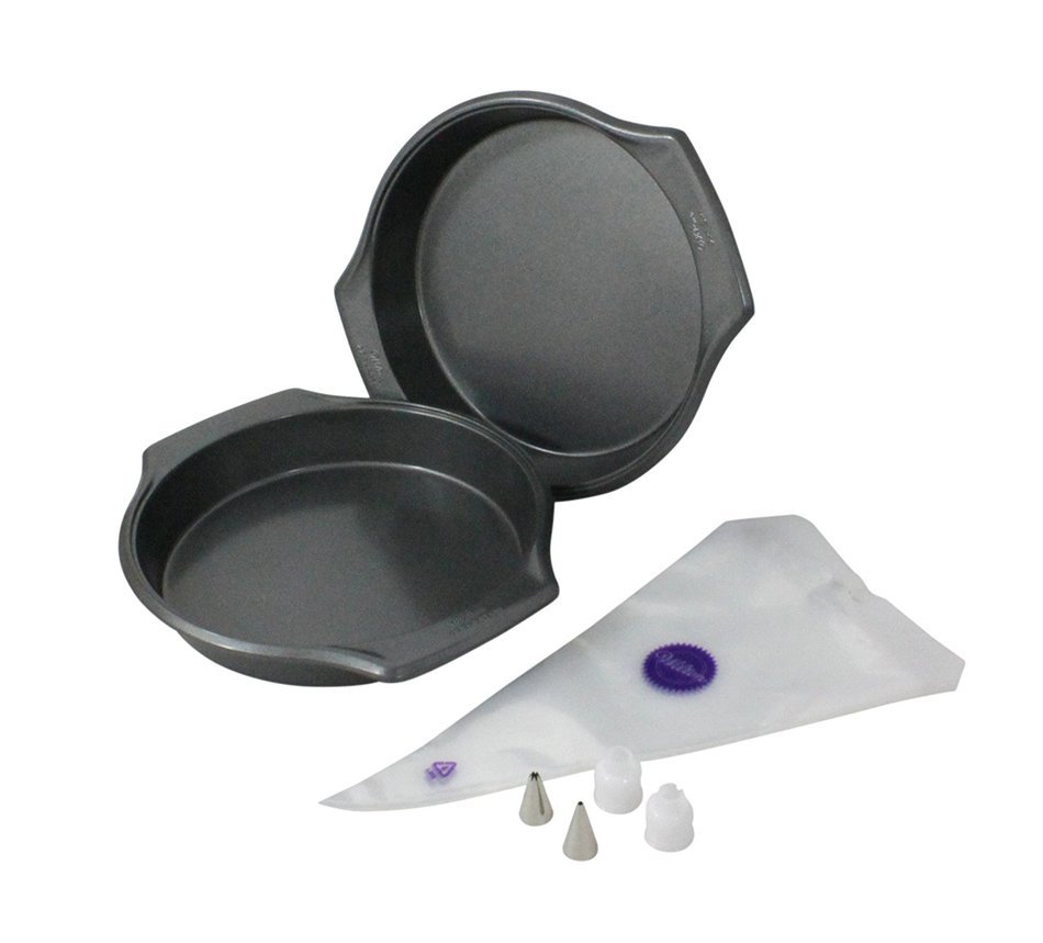 WILTON Bake-It-Better 9-Inch Cake Pans with Decorating Set N5
