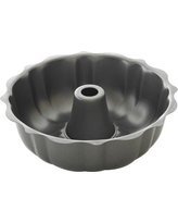 Baker's Advantage Fluted Cake Pan