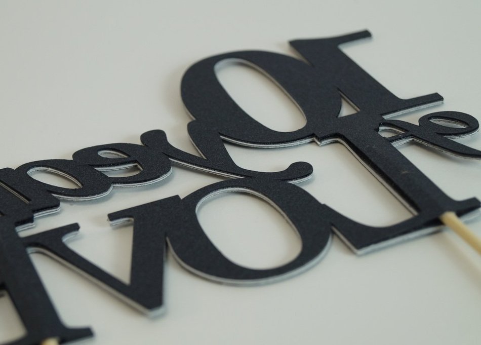 Black 10 Years of Love Cake Topper N3