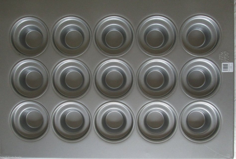 Focus Foodservice Commercial Bakeware 12 Count 3-1/2-Inch Jumbo Muffin Pan N4