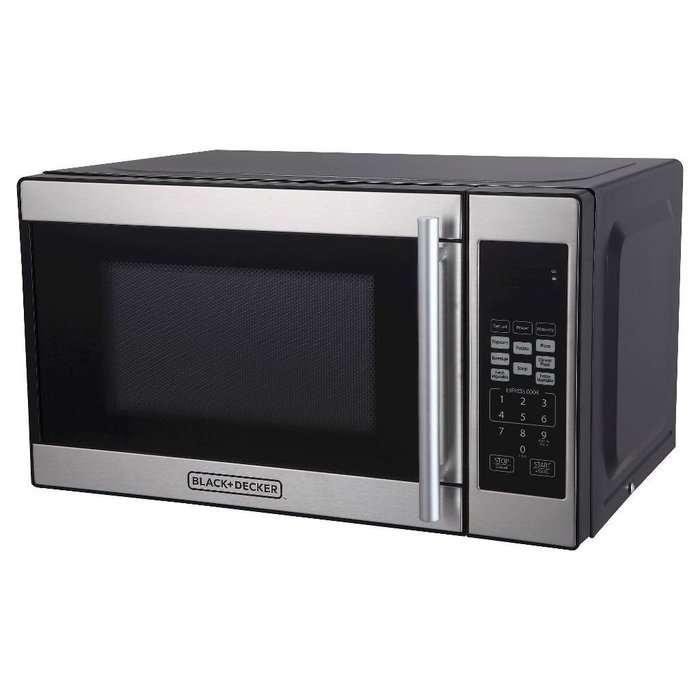 Black + Decker 0.7 Cu. Ft. 700 Watt Microwave Oven - Black EM720CPN-P N7