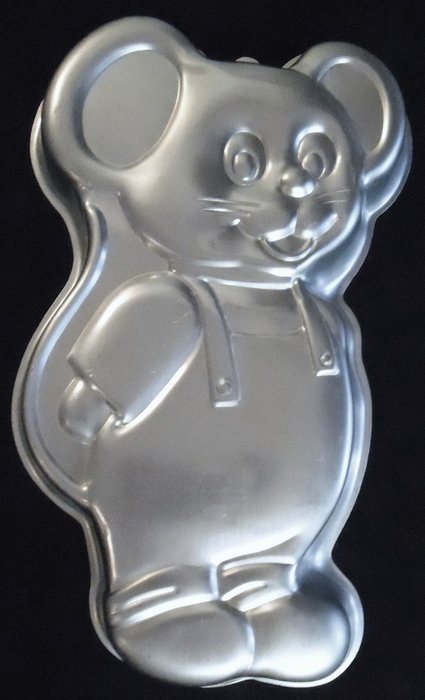 Wilton Little Mouse Cake Pan