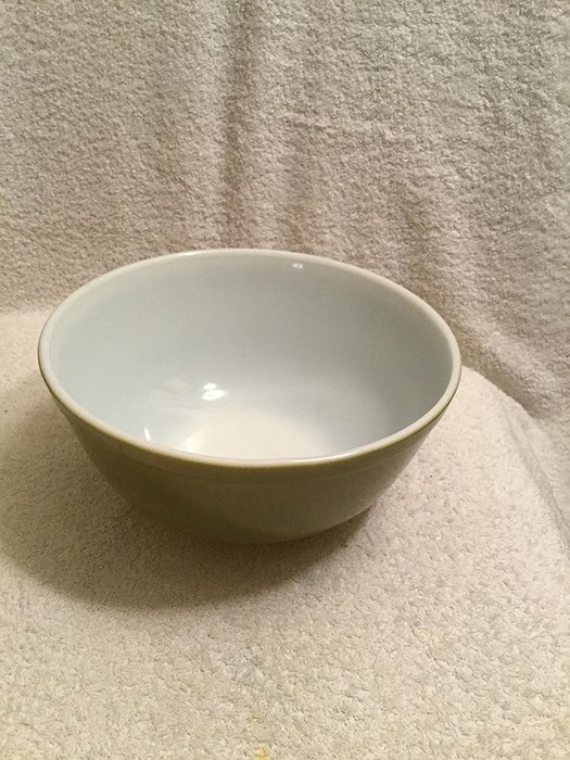 Vintage Pyrex #403 Olive Green Avocado Nesting Mixing Serving Bowl 2.5 Quarts N2