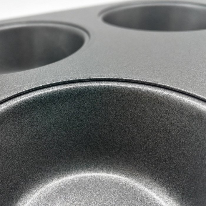Carbon Steel Nonstick 6-Cup Muffin Pan N3