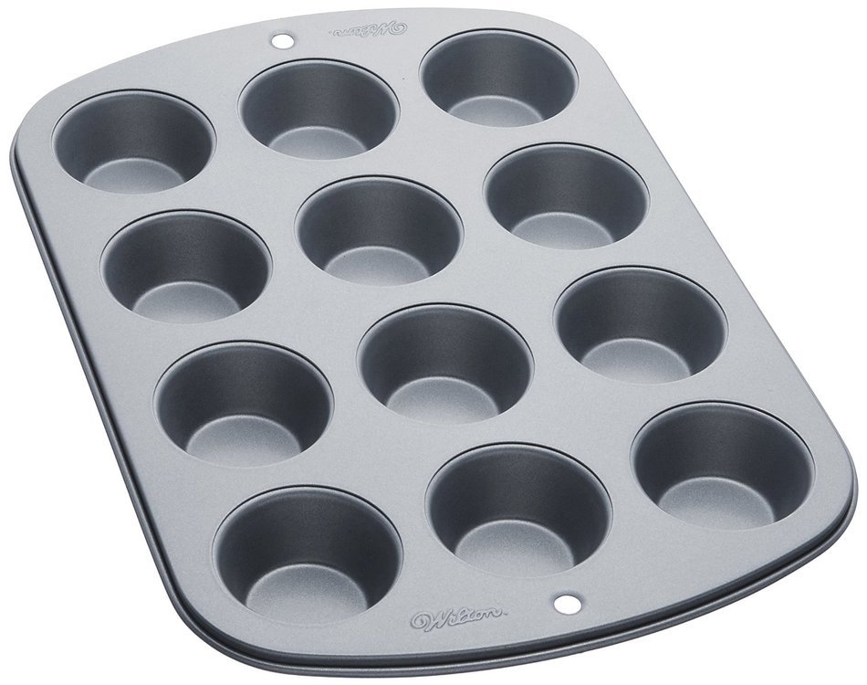 Wilton Recipe Right Nonstick 12-Cup Regular Muffin Pan N7