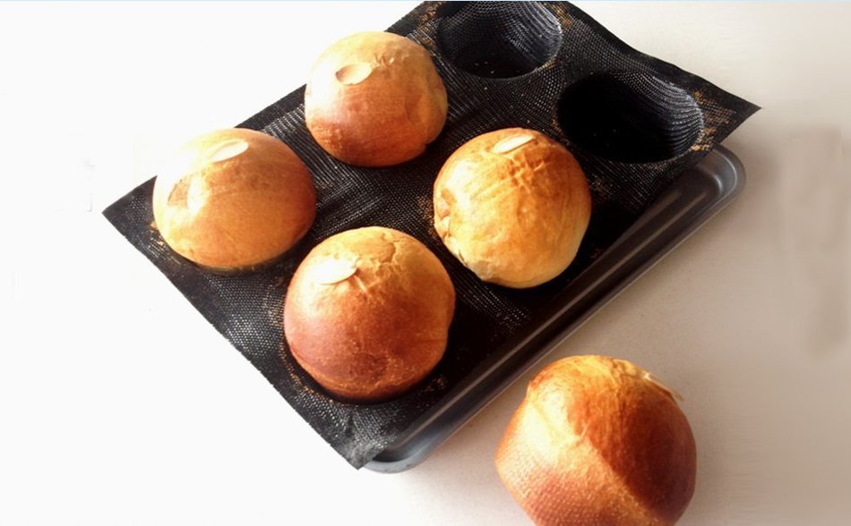 Dltsli Silicone Non Stick Perforated Baking Liners Mat Bread Buns Mold Subway Bread Mould N16