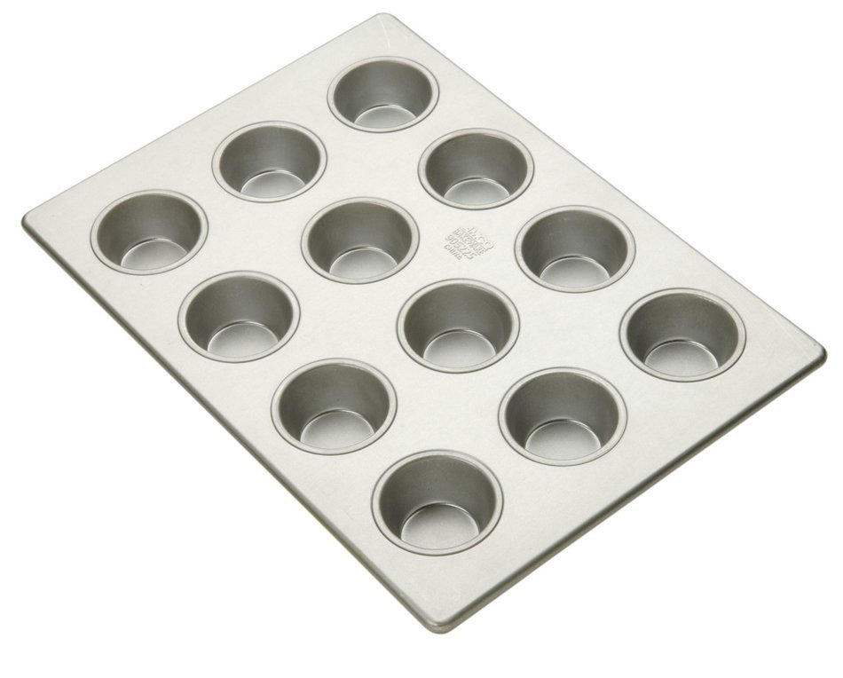 Focus Foodservice Commercial Bakeware 12 Count 2-3/4-Inch Cupcake Pan, 10-5/8 by 14-Inch N3