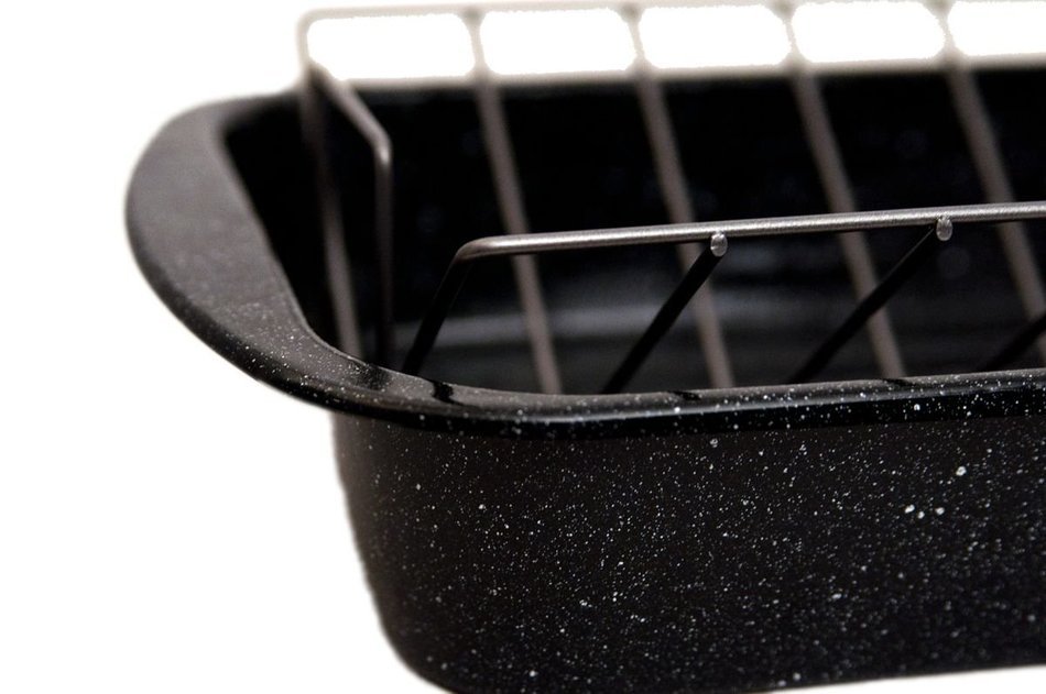 Granite Ware 0564 Open Rectangle Roaster with Non-Stick V-Rack, 19-Inch