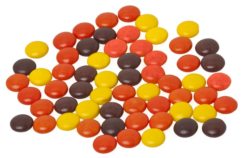 multicolored round candies