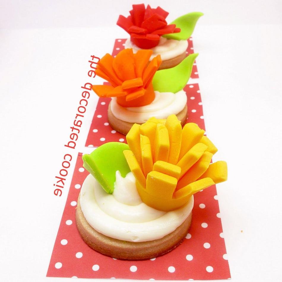 colorful tartlets as a picture for clipart