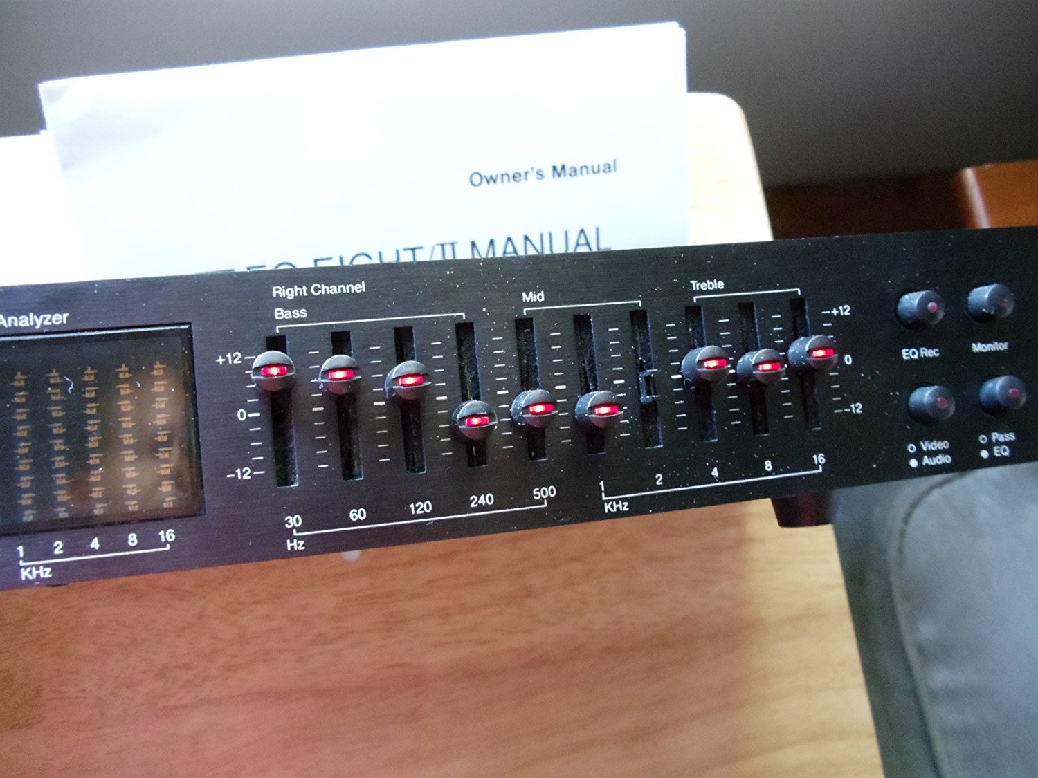 Audiosource Graphic Equalizer And Spectrum Analyzer Model Eq Eight Ii 