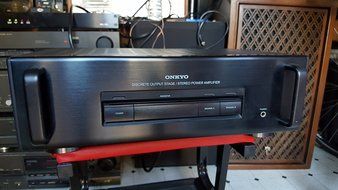 ONKYO M-501 POWER AMPLIFIER 150 WPC INTO 8 OHMS N4