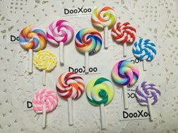 DOOXOO Lollipop Resin - Pop Embellishment - Circus Style - Sweet Shop - Birthday Party - Lollipop Decor - Cake... N3