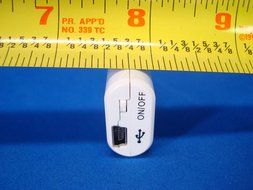 TURN ANY HOME RADIO RECEIVER WITH A 3.5MM 1/8'' HEADPHONE MIC MINI JACK into A BLUETOOTH WIRELESS MUSIC ADAPTER... N6