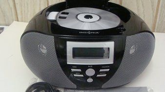 Insignia - CD Boombox with AM/FM Tuner - Black NS-B3111 N4