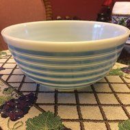 Vintage 1967 Pyrex 2 1/2 Quart " New Dot " Blue On White Mixing Nesting Batter Bowl