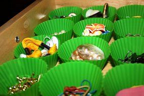 Green Baby Cakes Silicone Baking Cups/Cupcake Liners &ndash; Never Buy Paper Cups/Liners Again - Lifetime Guarantee! N8