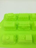 6 Truck Jeep Car Shape Silicone Cake Baking Mold Cake Pan Muffin Cups Handmade Soap Moulds Biscuit Chocolate Ice... N2