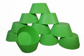 Green Baby Cakes Silicone Baking Cups/Cupcake Liners &ndash; Never Buy Paper Cups/Liners Again - Lifetime Guarantee! N9