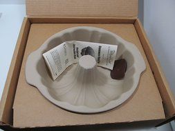 Pampered Chef Stoneware Fluted Pan #1440 N2