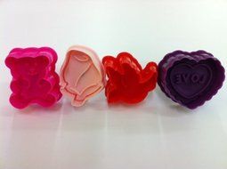 NY CAKE Valentine Set Plunger and Cutter, Set of 4