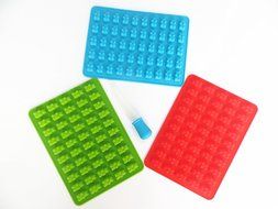 BORN BAKER 4 piece Silicone Gummy Bear Mold Set, Includes 3 Silicone Gummy Bear Molds and One Dropper N4