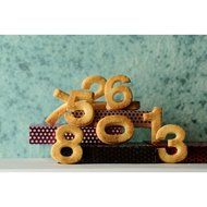 Lekue Birthday Lollipop Mold, Red N4