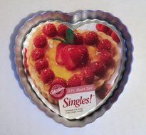 Wilton Singles Two Piece Heart Tart Pan, Tin, Personal Size Mold N2