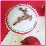 Prancing Reindeer Cup Cake Mold N7