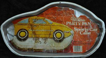 Wilton Cake Pan Sports Car/Speed Boat/Convertible (502-1948) Retired 1979