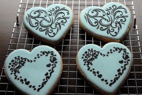 Designer Stencils C351 Contemporary Hearts Cookie Stencils, Beige/Semi-Transparent N4