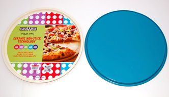 casaWare Ceramic Coated NonStick 13.5-Inch Pizza Pan (Cream/Red) N2