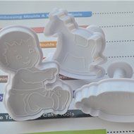 MuLuo 4pcs Hobbyhorse Feeder Shaped Baking Biscuit Cutter Mould Tools N2