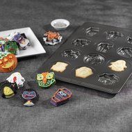 Sweet Creations 04859 12-Cup Halloween Non-Stick Cookie Mold, Gray N2