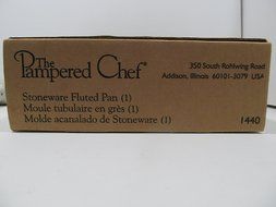 Pampered Chef Stoneware Fluted Pan #1440 N3