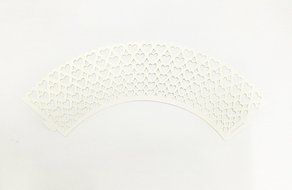 HUAL Cupcake Wrappers 50 Filigree Artistic Bake Cake Paper Cups Heart Lace Laser Cut Liner Baking Cup Muffin Case... N6