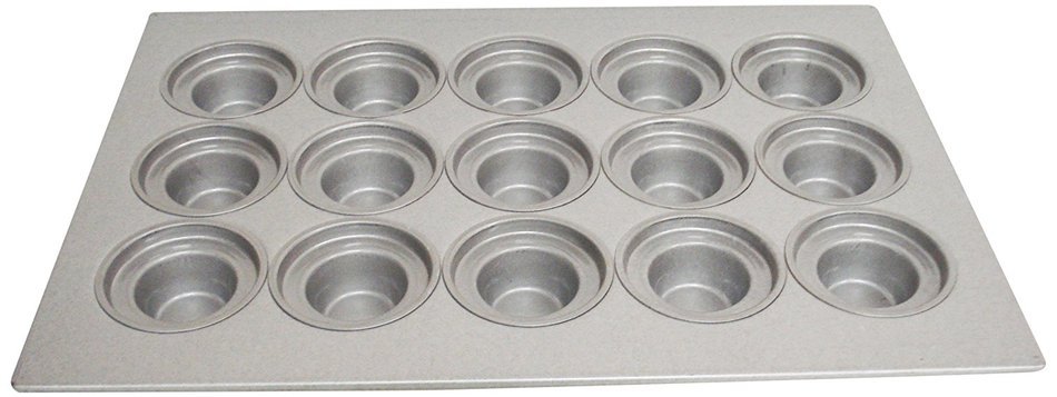 Magna Industries 15344 22-Gauge Aluminized Steel Crown Top Large Muffin Pan, 4-1/8" Diameter, 3 x 5 Cups Layout...