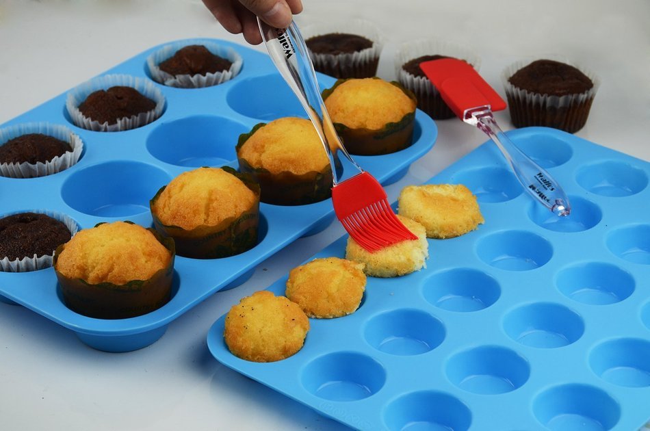 Walfos Reusable Top Silicone Muffin & Cupcake Baking Pan Set (Large 12 & Mini 24 Cup Sizes) / Non Stick cake molds... N7