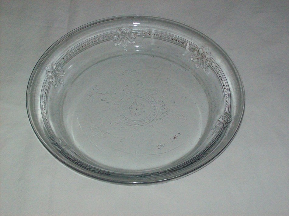 1940s-1950s Vintage Fire King Sapphire Blue "Philbe" Glass Pie Plate 8 3/8 x 1 1/2"