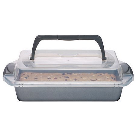 Wilton Bake It Better 9" x 13" Cake with Handle