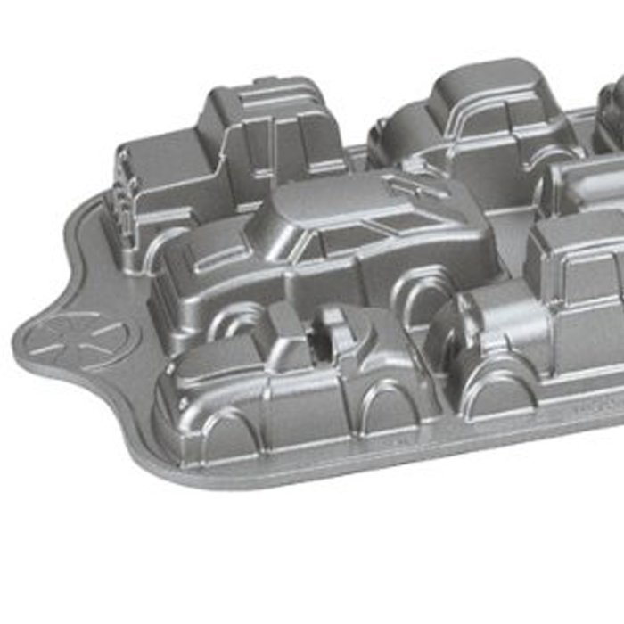 Nordic Ware Pro Cast Cute Cupcake Pan N3