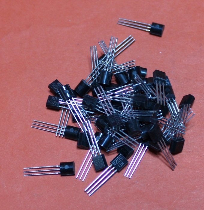 Transistors silicon KP507A analogue BSS315 USSR 25 pcs N2