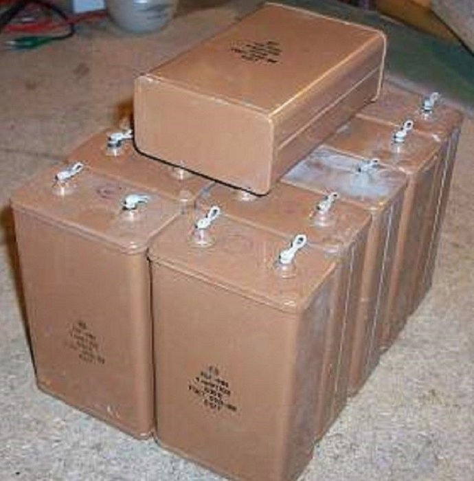 Capacitor PIO OKBG-MN 600V 4uF 10% USSR 1 pcs