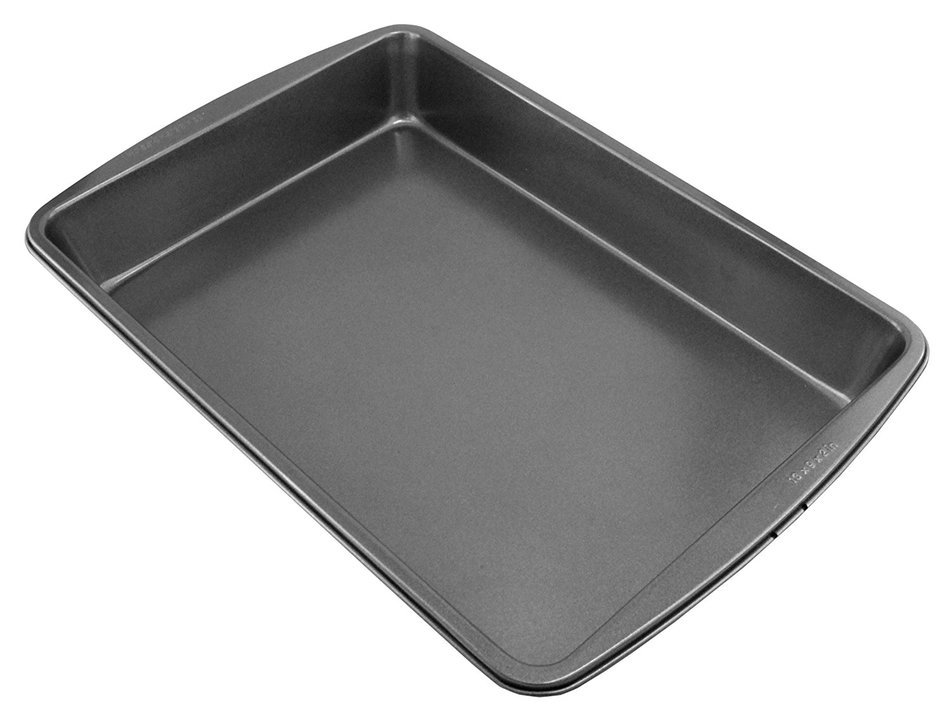 WILTON Nonstick Oblong 13-Inch By 9-Inch Cake Pan