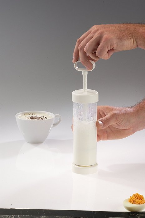 Westmark Westmark Garnishing and Doughnut Filling Syringe - The Ideal Tool For Passionate Bakers, , White N4