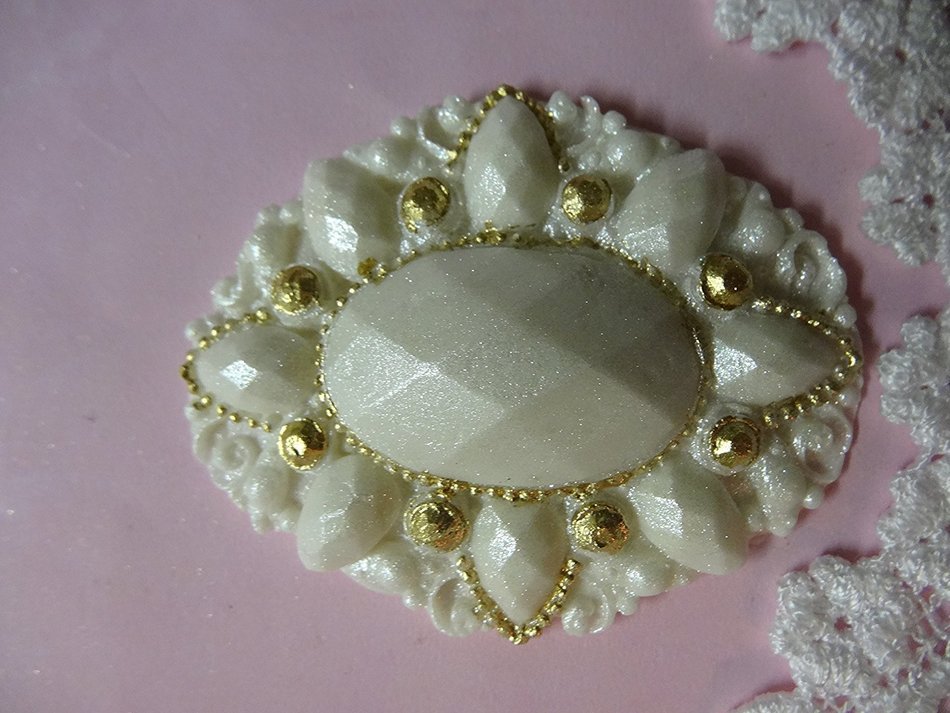 Diamond Brooch, brooches Silicone Mold By Oh! Sweet Art FDA Approved for Food N2