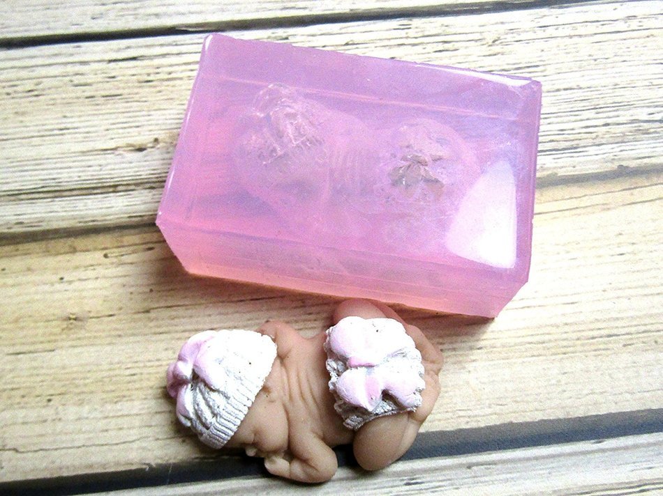 Mold for 3 Inch Baby with Bow Hat and Diaper Fondant Decorating Soap Polymer Clay Cake N4