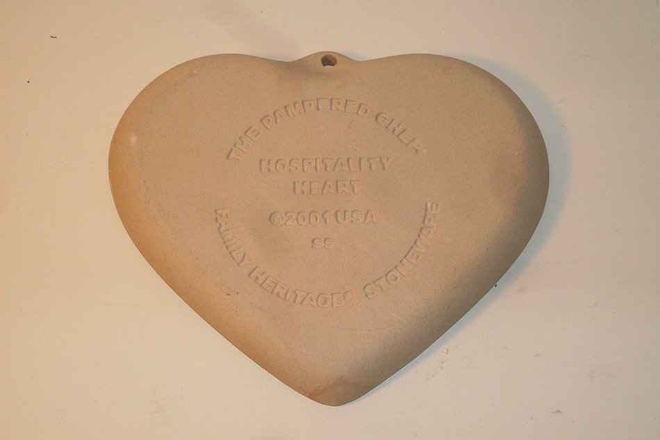 1 X Hospitality Heart Cookie Mold N2