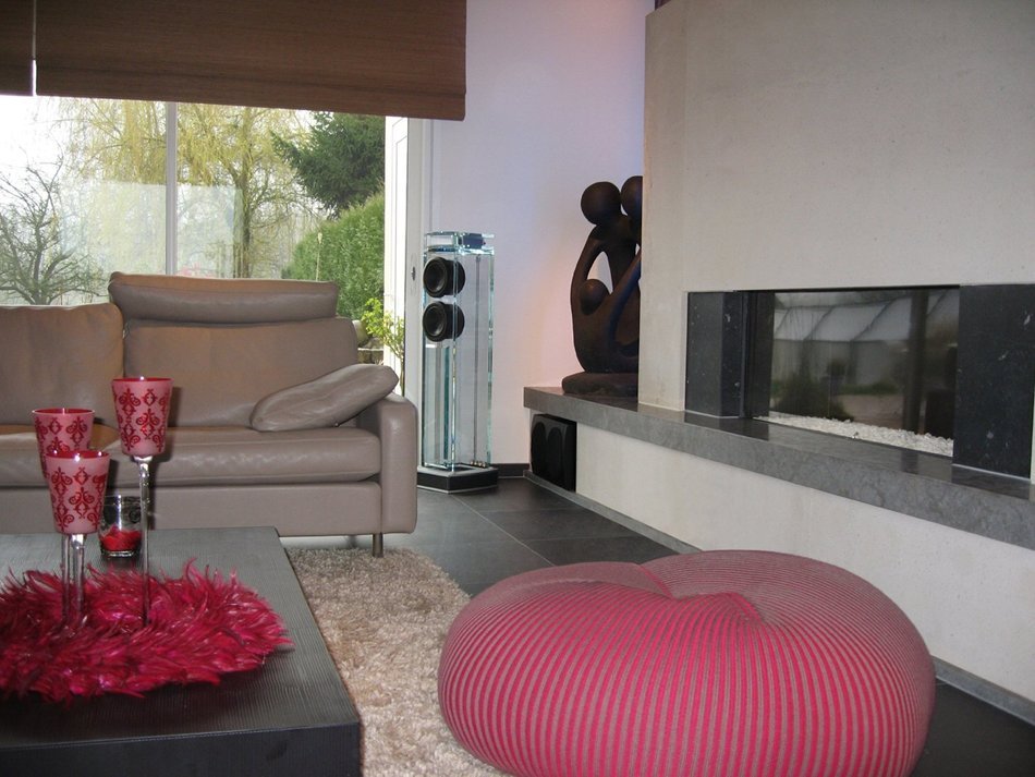 Waterfall Audio "Niagara" Diamond Glass Floor Standing Loudspeakers - Pair (Old Version) N16